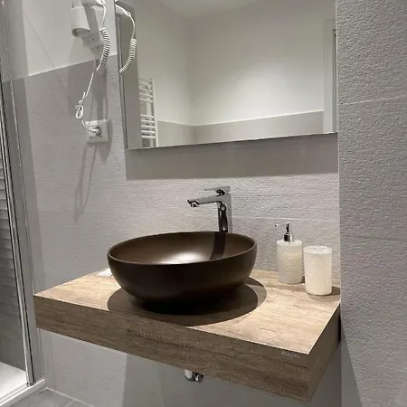 Nocleg ze śniadaniem Girooms