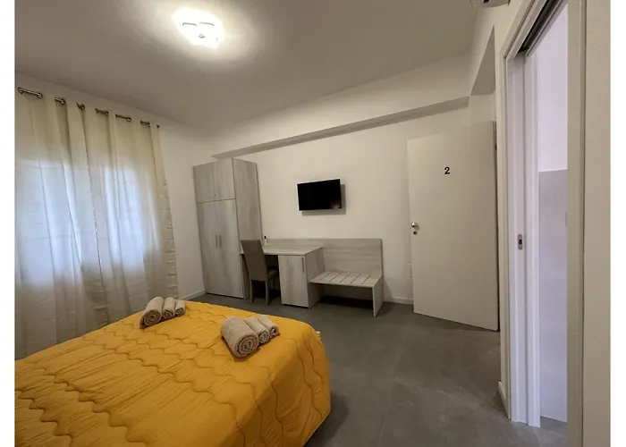 Bed & Breakfast Girooms *